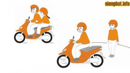 Đi xe máy 2 người: Ngồi thế nào cho an toàn?